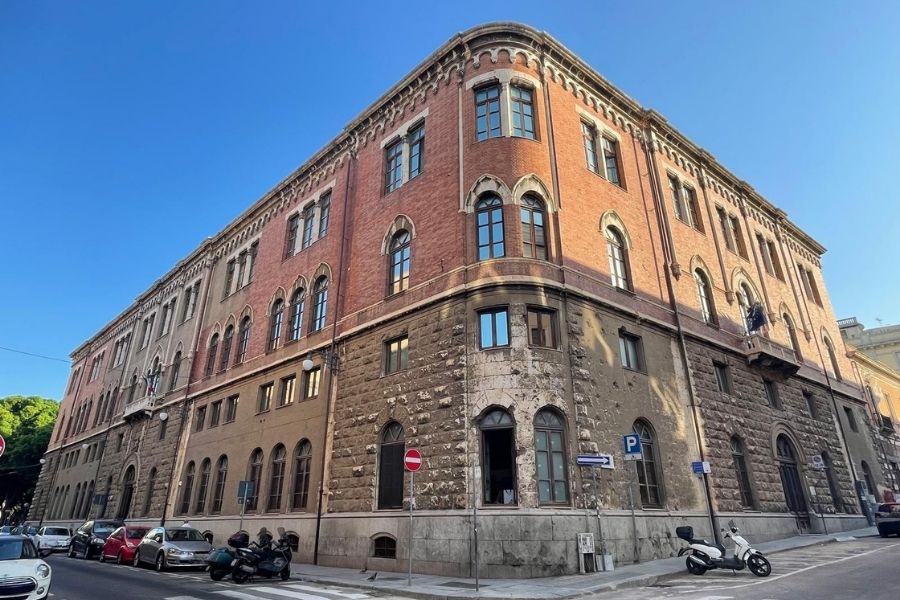 La sede Satta in Via Angioy 8, Cagliari