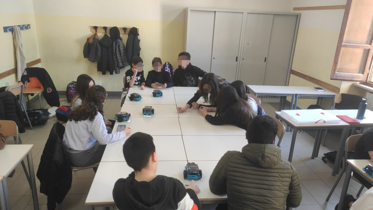 Robotica a scuola: un progetto educativo continuo